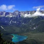 Il lago di Tovel la perla delle Dolomiti di Brenta
